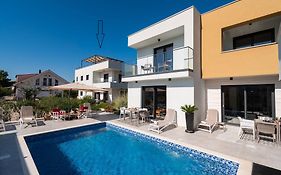 Apartments Villa Adriana I